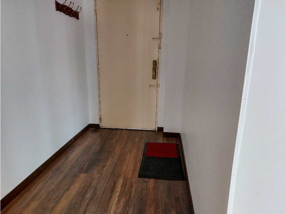 VENDO FABULOSO APARTAMENTO CHAPINERO CENTRAL,BAJO DE PRECIO — foto 3