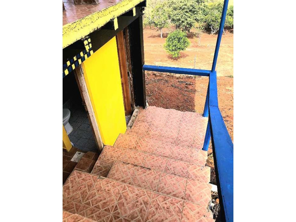 VENDO FINCA 3000 MTS2 CON ARBOLES FRUTALES Y CASA CAMPESTRE - 3