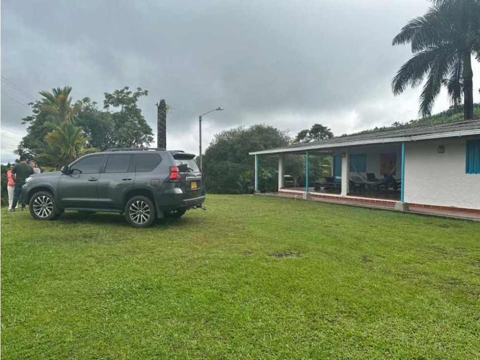 VENDO FINCA A 10 MINUTOS DE MORELIA Y 15 MINUTOS DE CONDINA — foto 2