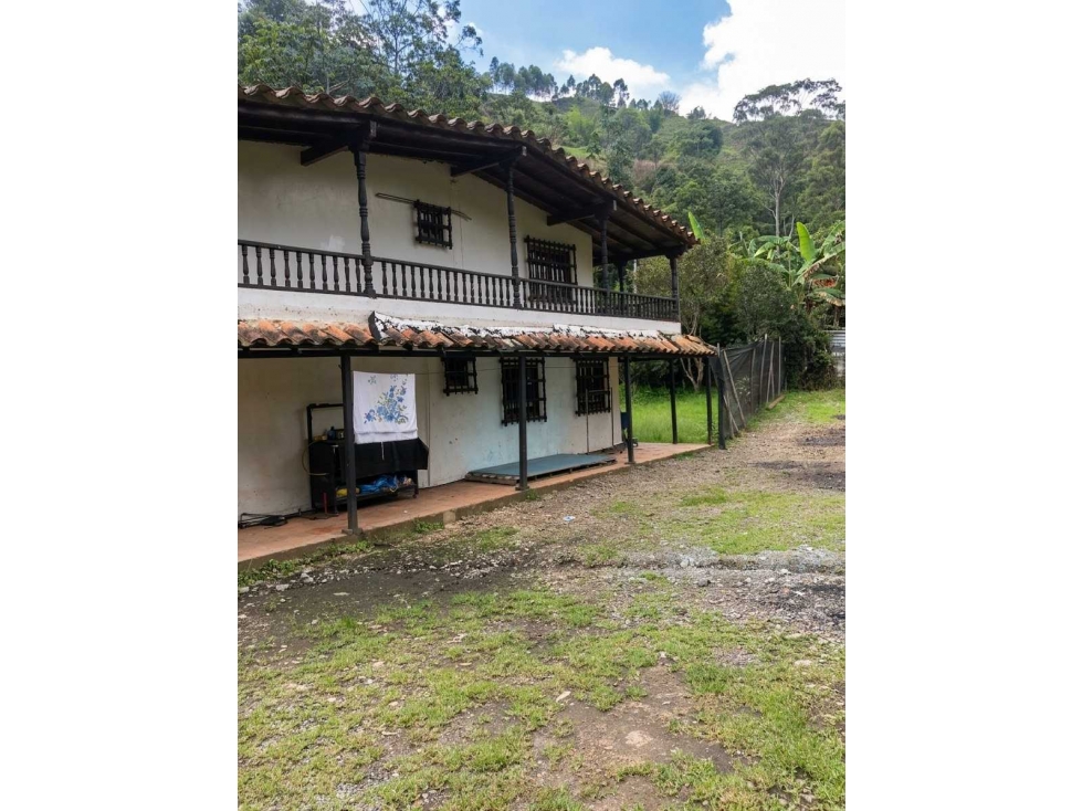 VENDO FINCA CASA TRADICIONAL SAN ANTONIO DE PRADO 10 MINUTOS DE PARQUE — foto 5