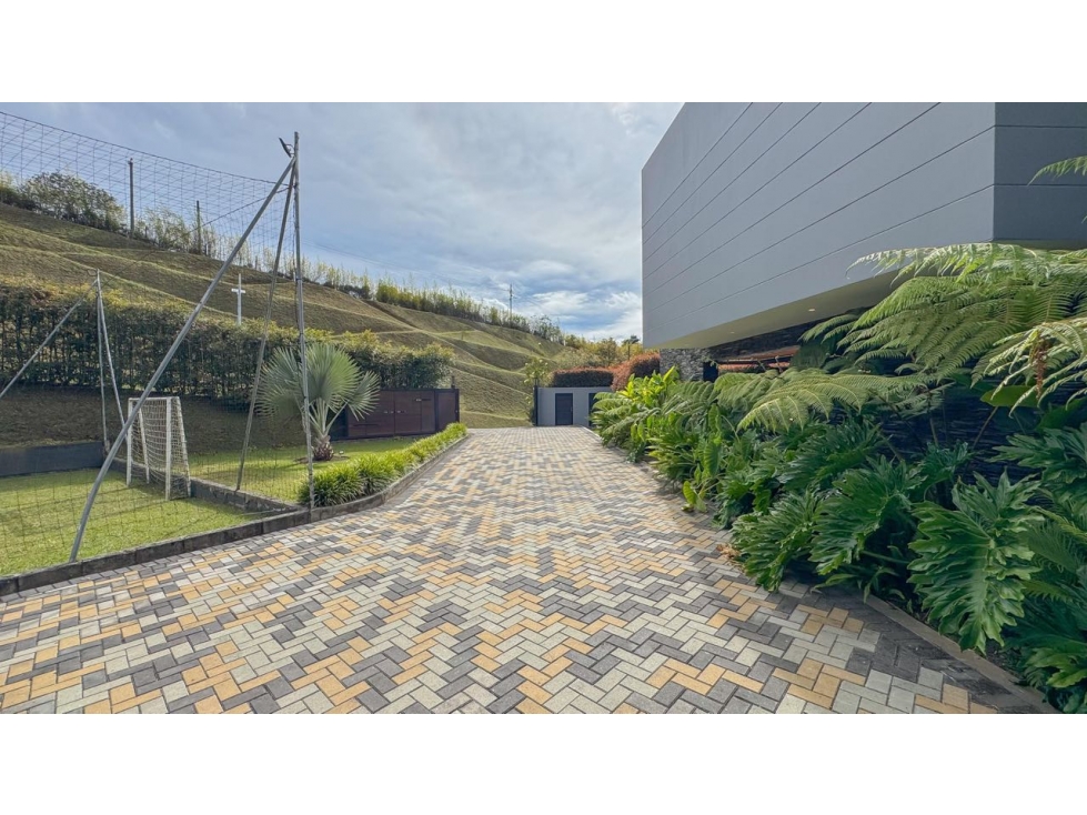 VENDO FINCA DE LUJO MODERNA CON JACUZZI DETRAS AEROPUERTO JMC — foto 5