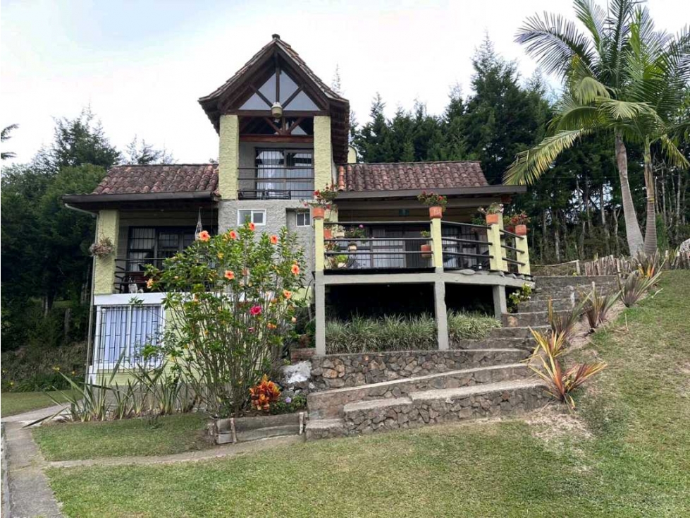 Vendo finca de recreo en la vereda La Playa de Rionegro