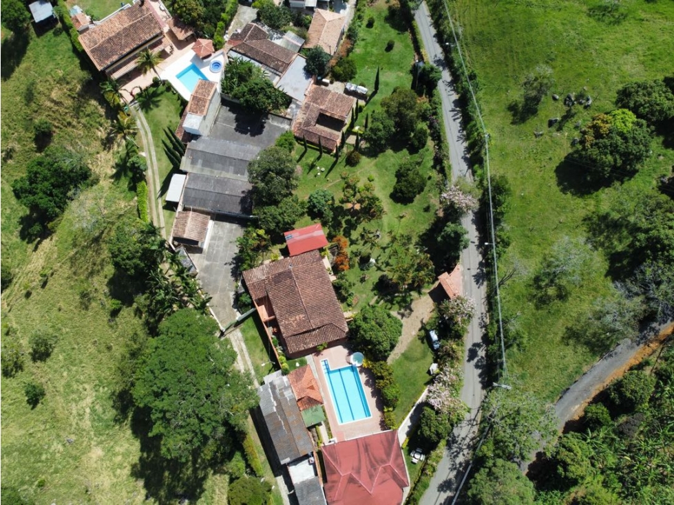Vendo Finca de Recreo y Alquiler en Girardota con Rgtro Nal Turismo — foto 2