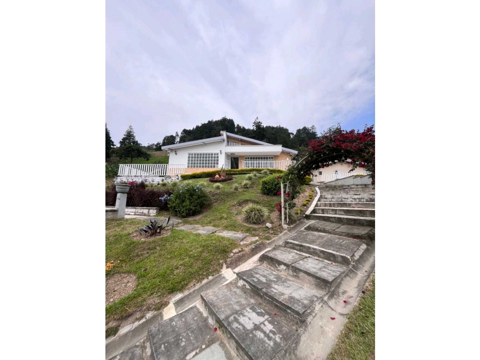 SE VENDE FINCA EN CALDAS ANTIOQUIA - 1