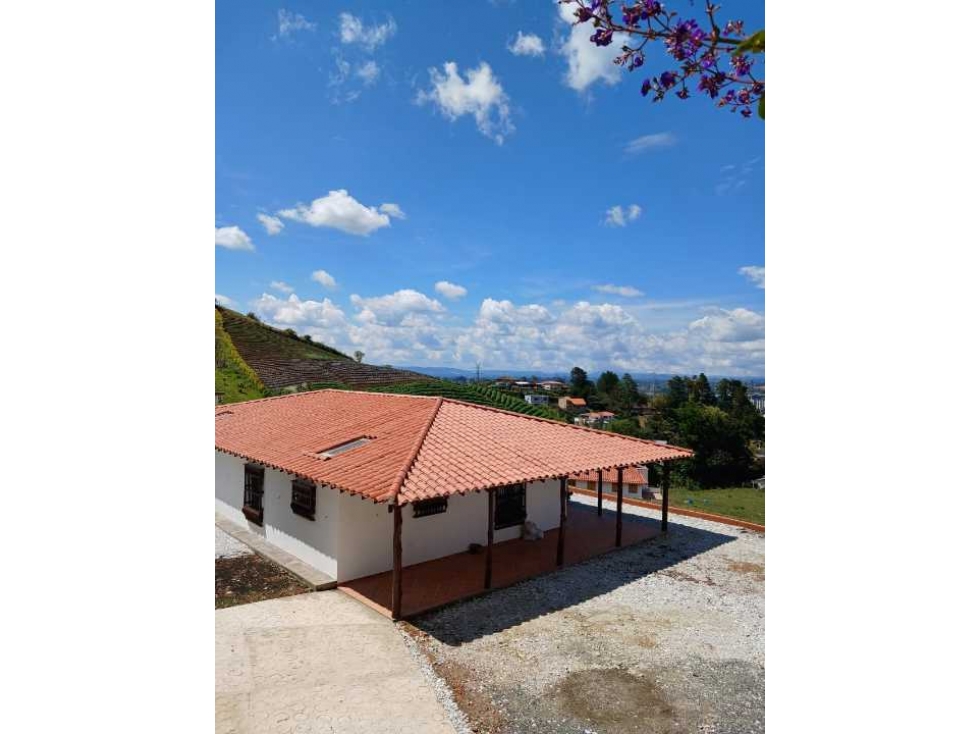 Casa Finca en El Carmen de Viboral Amplios Espacios y Vista Única — foto 5
