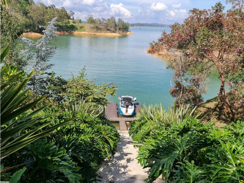 Vendo Finca En El Peñol Área 330 Mtrs,$3000 - 3