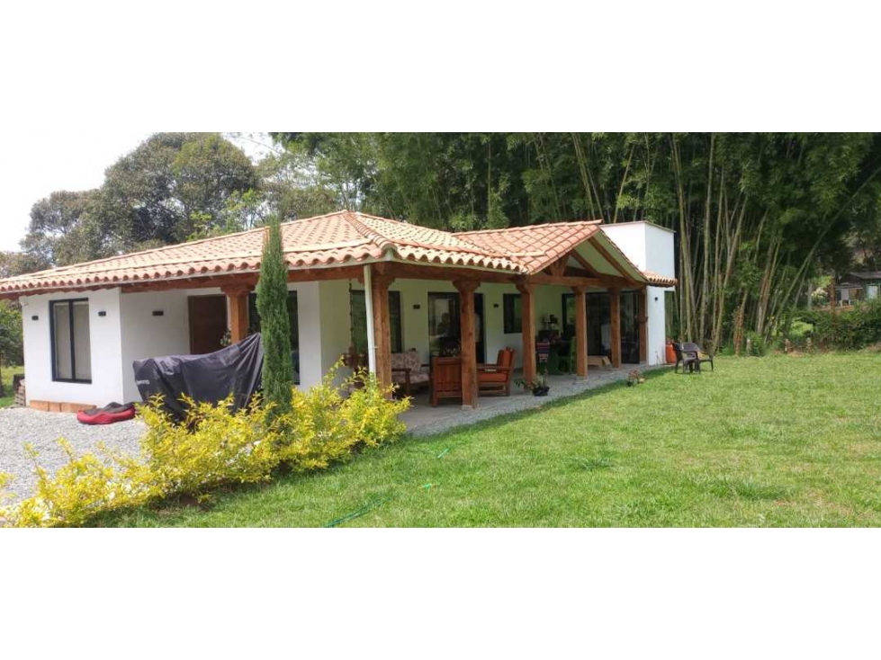 Casa Campestre en Santuario.| Amplio Lote y Tranquilidad Total — foto 2