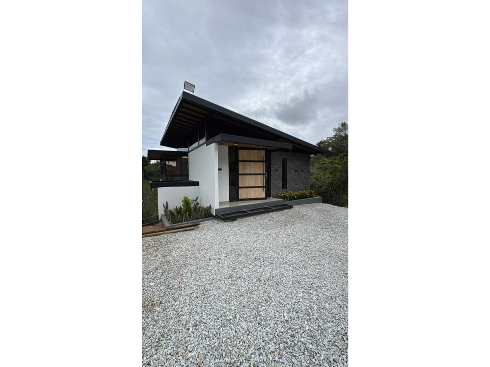 VENDO FINCA /ESTRENAR /Proindiviso/Marinilla/12klm aeropuertoJMC