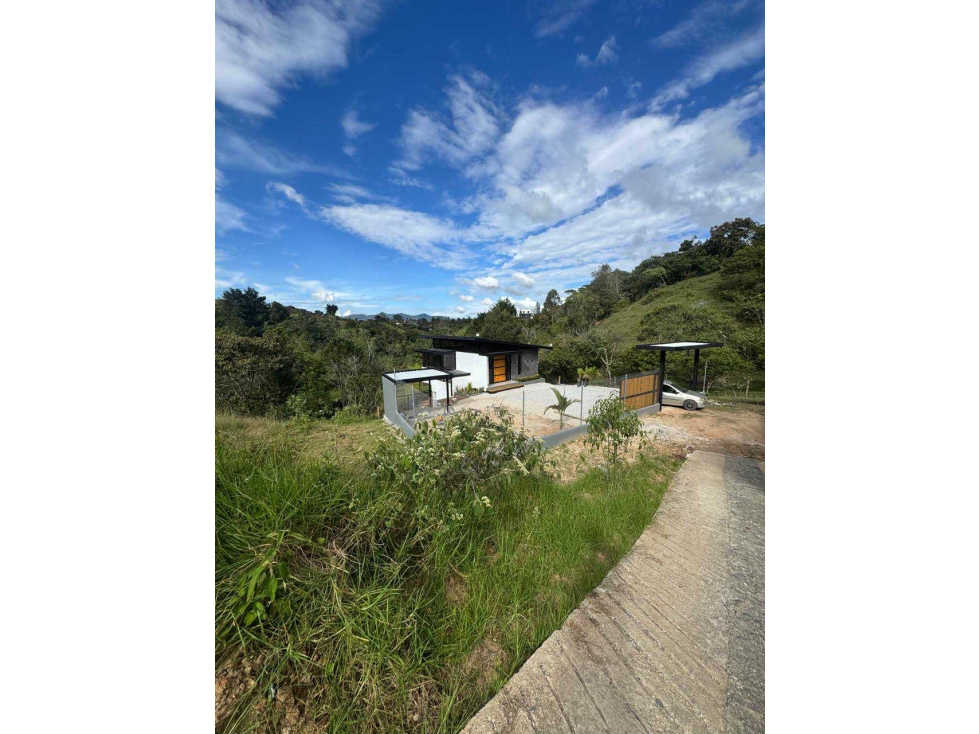 VENDO FINCA /ESTRENAR /Proindiviso/Marinilla/12klm aeropuertoJMC — foto 3