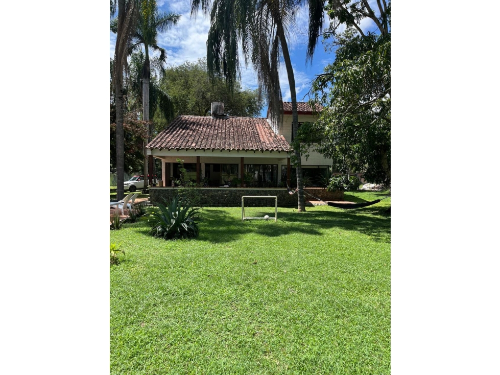 VENDO FINCA INDEPENDIENTE EN SANTA FE DE ANTIOQUÍA CON PISCINA — foto 2