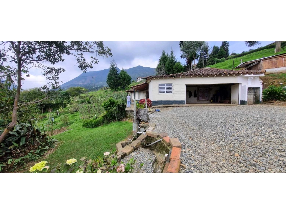 VENDO FINCA SAN CRISTOBAL MEDELLIN CASA DE 11 ALCOBAS Y 6 BAÑOS — foto 5