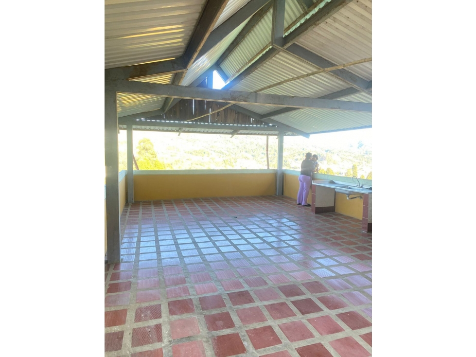 VENDO FINCA VEREDA LA BRIZUELA GUARNE ANTIOQUIA — foto 6