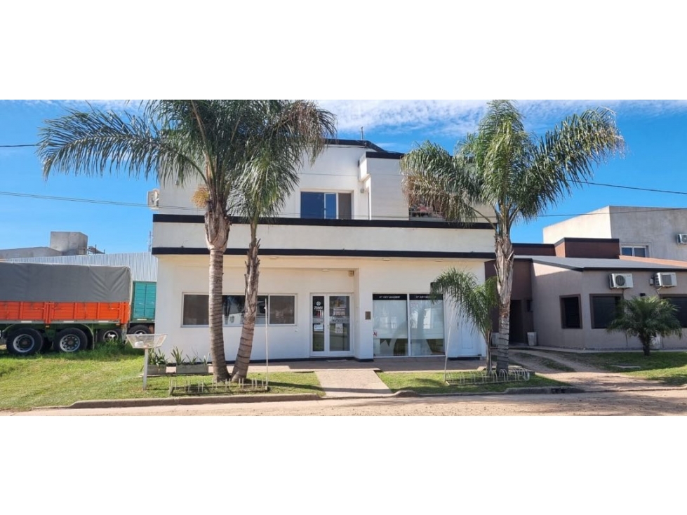 Vendo Gimnasio con Departamento, en Caseros Entre Ríos. - 1