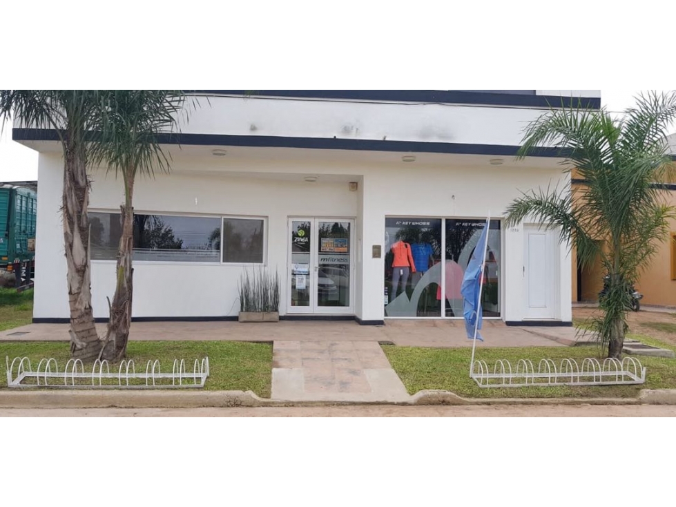 Vendo Gimnasio con Departamento, en Caseros Entre Ríos. - 3