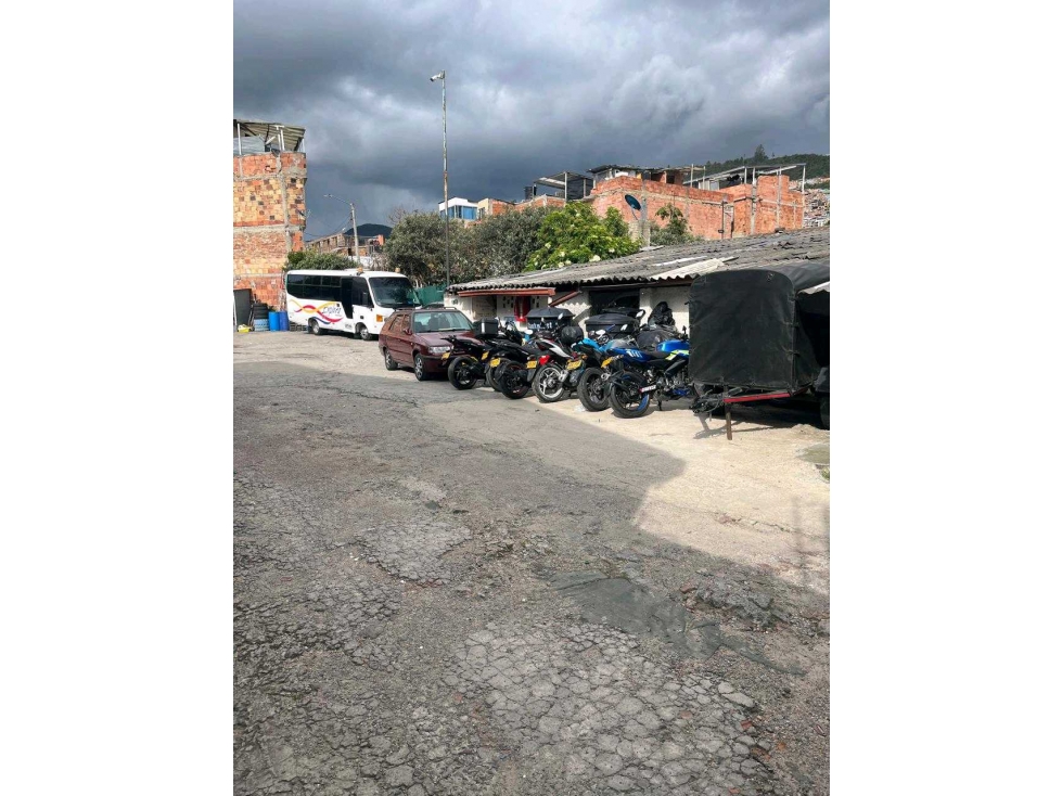 Vendo gran lote en barrio San Antonio - Usaquen — foto 6
