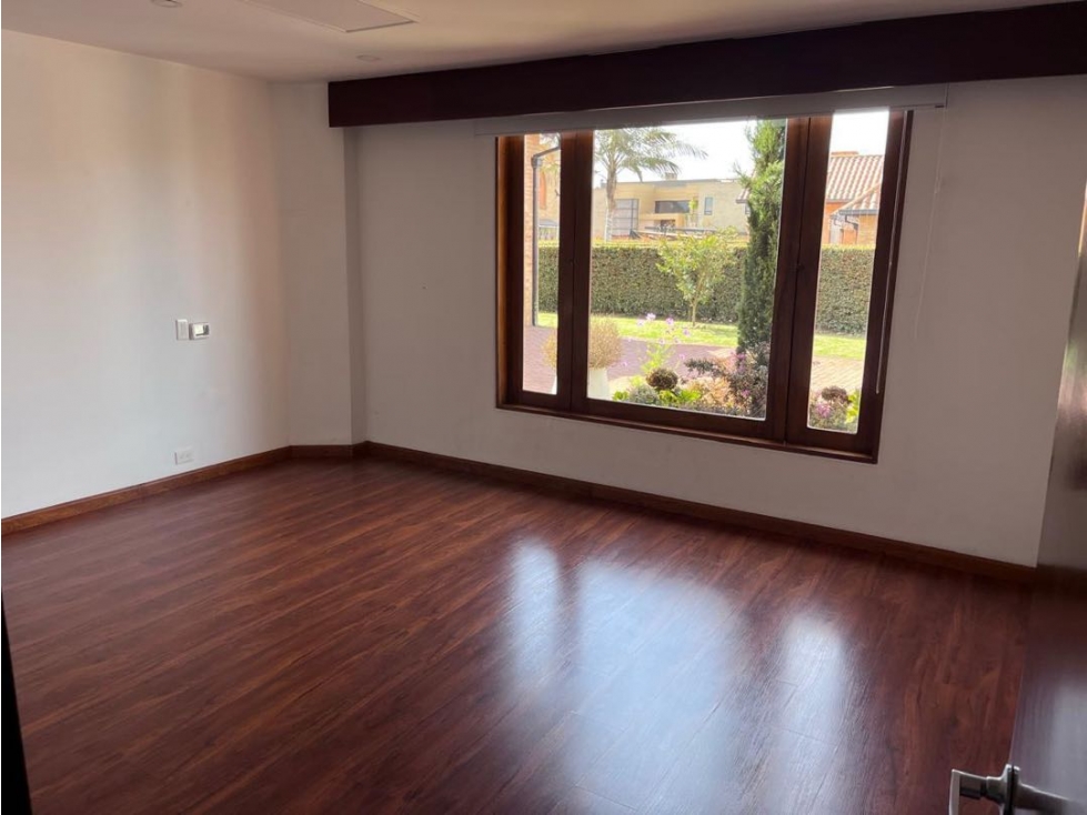 VENDO HERMOSA CASA CAJICA — foto 4