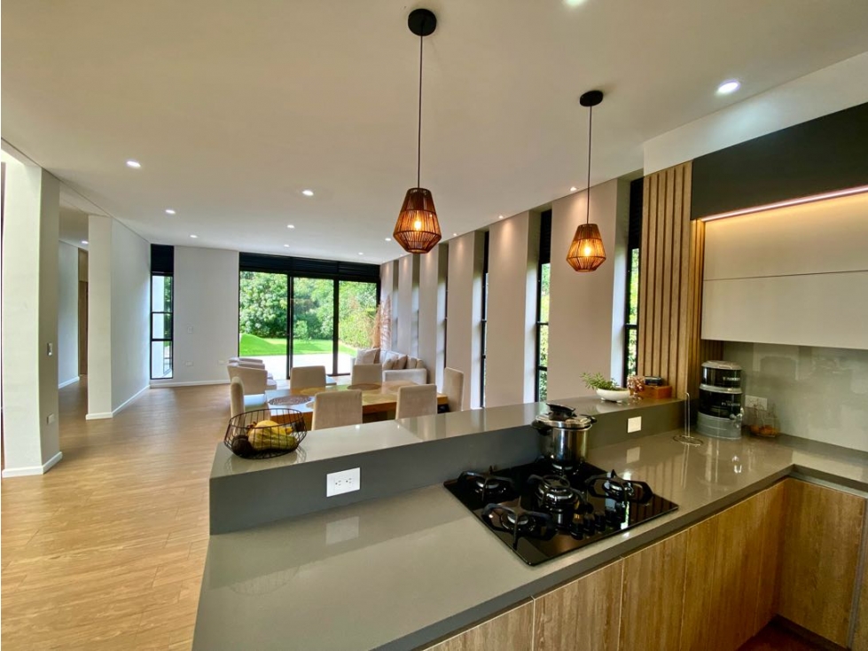 VENDO HERMOSA CASA CAMPESTRE ALFAGUARA JAMUNDÍ 392M2 Lote 1739 CT - 2