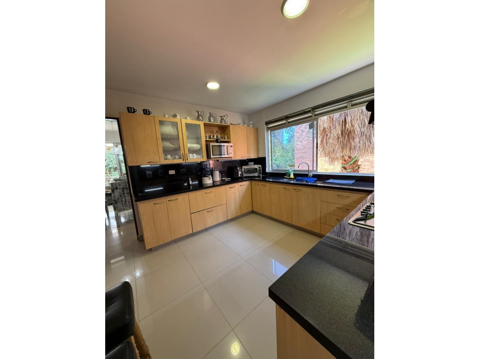 VENDO HERMOSA CASA CAMPESTRE EN ENVIGADO. LOMA BENEDICTINOS — foto 5