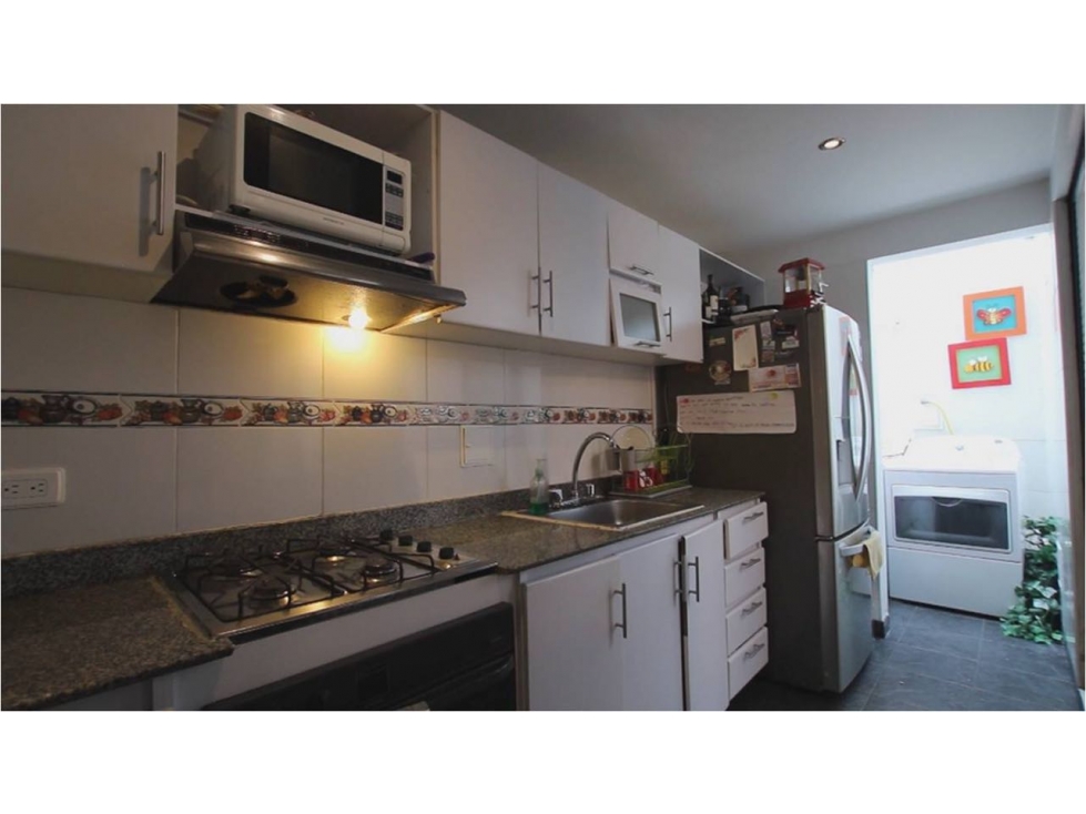 VENDO HERMOSA CASA CHIA CONJUNTO CON CLUBHOUSE — foto 3