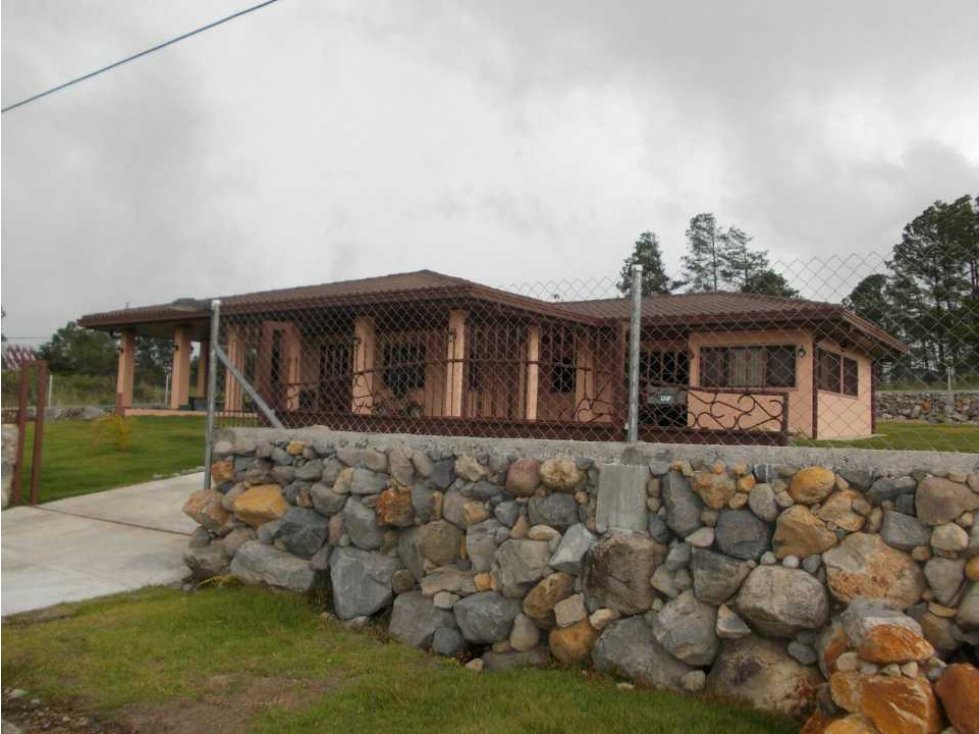 VENDO CASA CON VISTA A LAS MONTAÑAS ALTO BOQUETE — foto 5
