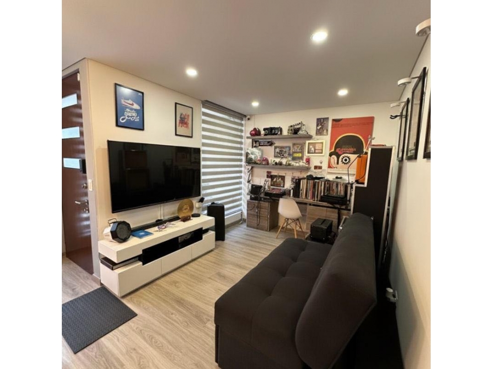 VENDO HERMOSA CASA CONJUNTO CON CLUB HOUSE CHIA — foto 5