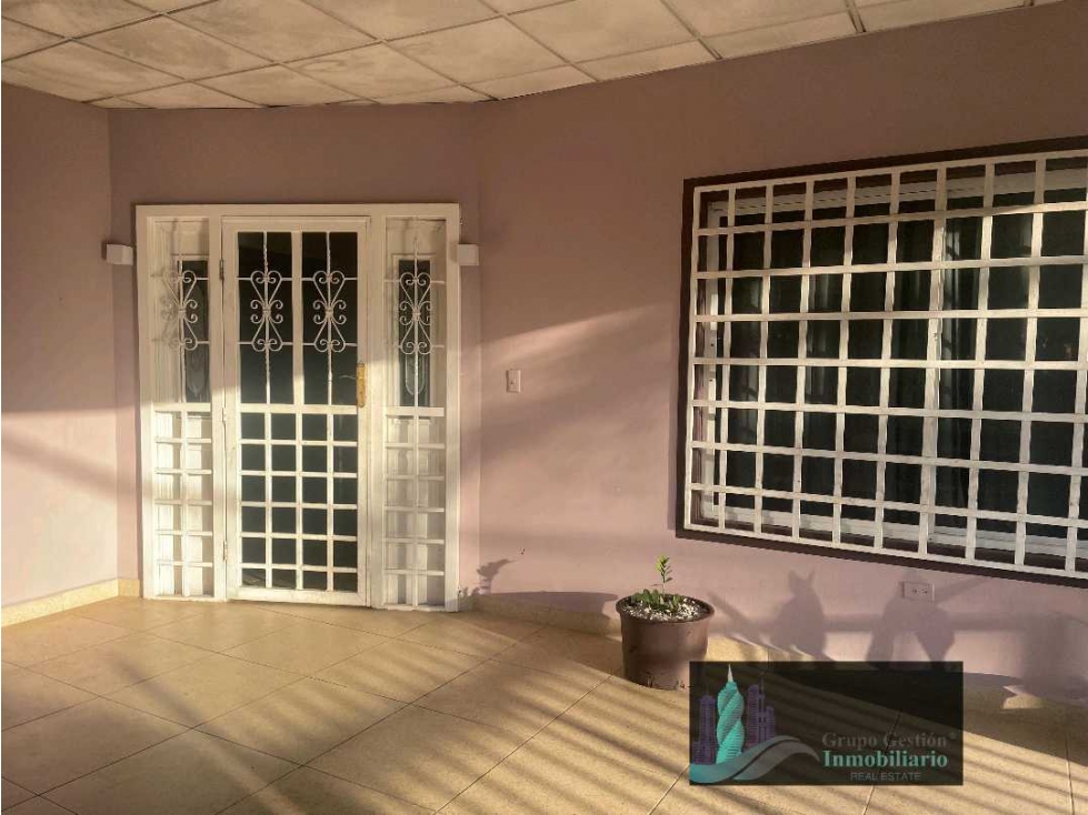 VENTA CASA EN DAVID DE 1,000 METROS MAS 9 APARTAMENTOS — foto 2
