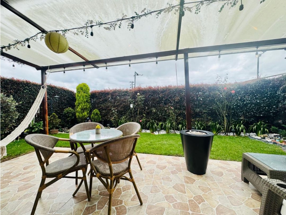 Vendo Hermosa casa de dos niveles sector Valvanera en Chia. — foto 5