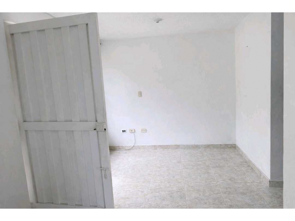 VENDO CASA 4 ALCOBAS EN CONJUNTO QUINTAS DE ARAGON DOSQUEBRADAS FQ — foto 3