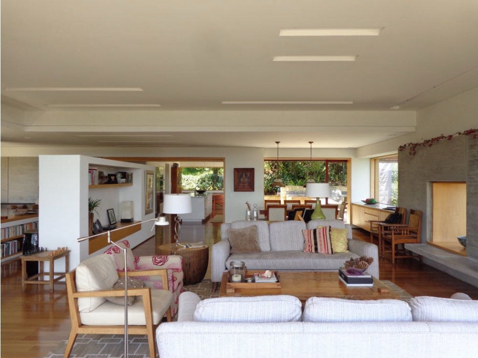 VENDO HERMOSA CASA EN APOSENTOS BRICEÑO