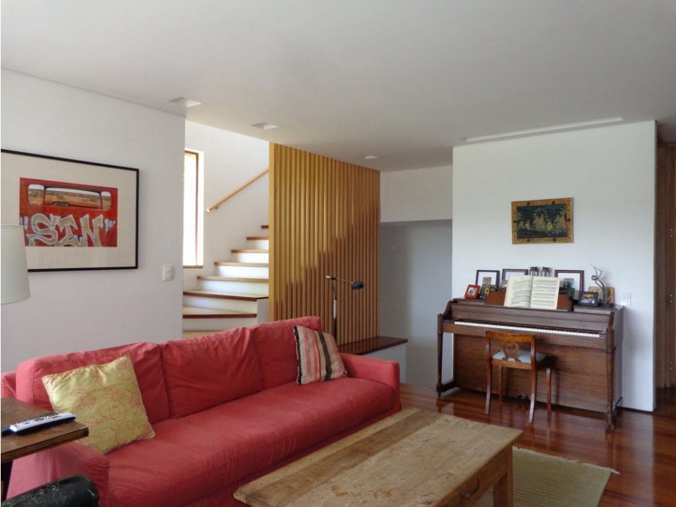 VENDO HERMOSA CASA EN APOSENTOS BRICEÑO - 6