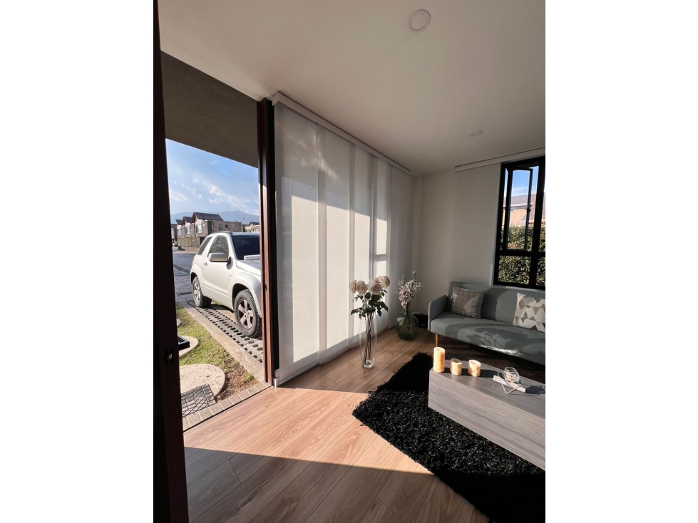 VENDO HERMOSA CASA EN CAJICA — foto 3