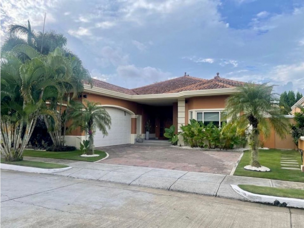 VENDO HERMOSA CASA EN COSTA SUR — foto 2