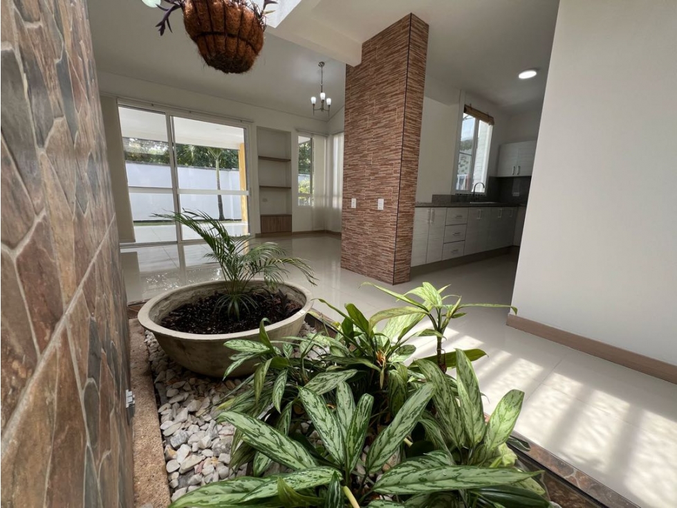 VENDO HERMOSA CASA EN EL CASTILLO EN 8539098 — foto 6