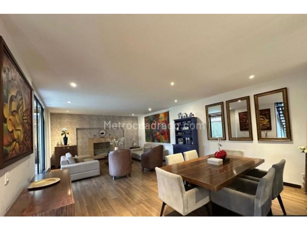 VENDO HERMOSA CASA EN EXCLUSIVO CONJUNTO DE CAJICA — foto 4