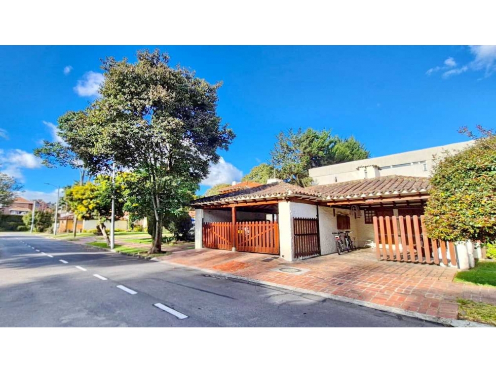 VENDO HERMOSA CASA EN GRATAMIRA