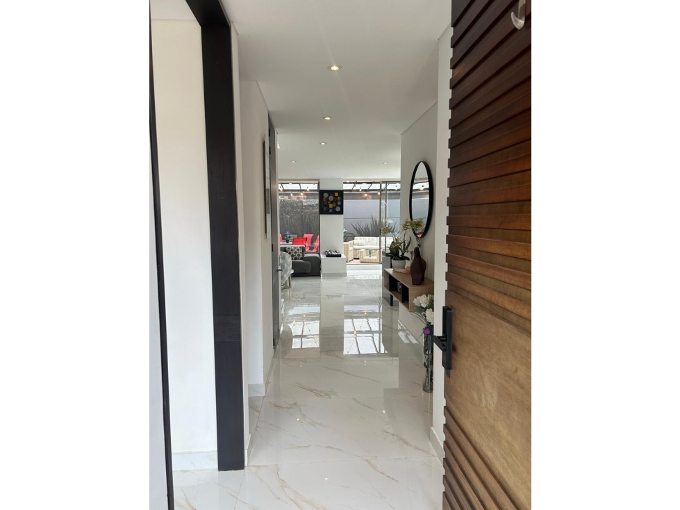 VENDO HERMOSA CASA EN LA MILLA DE ORO CAJICA — foto 5