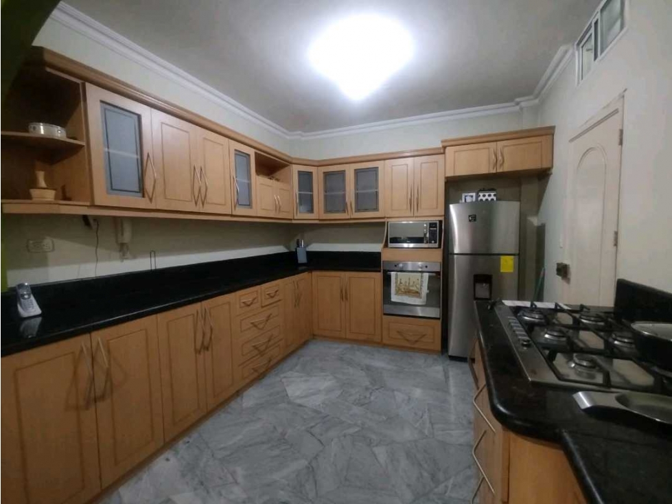 VENDO CASA AMOBLADA EN MIRADOR DEL NORTE — foto 3