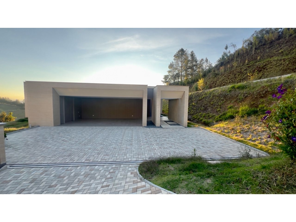 VENDO HERMOSA CASA EN SENDEROS DE JEREZ EN EL RETIRO ANTIOQUÍA, NUEVA — foto 2