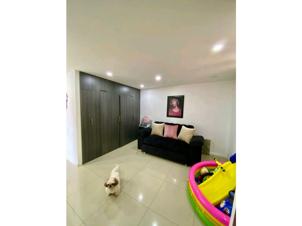 VENDO HERMOSA CASA EN UNIDAD OPORTO CABAÑITAS — foto 3