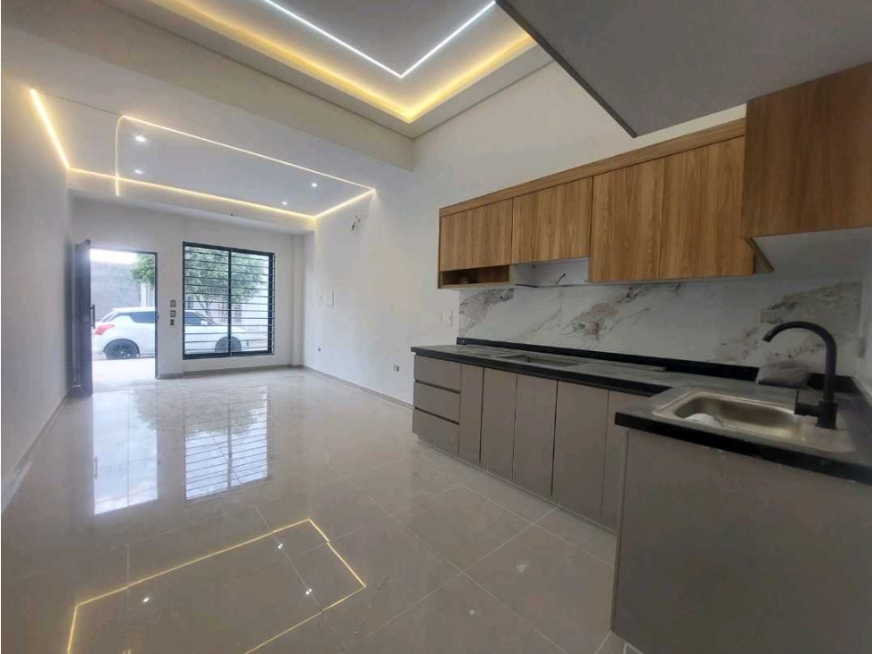 Vendo hermosa casa en Vallejo con excelentes acabados