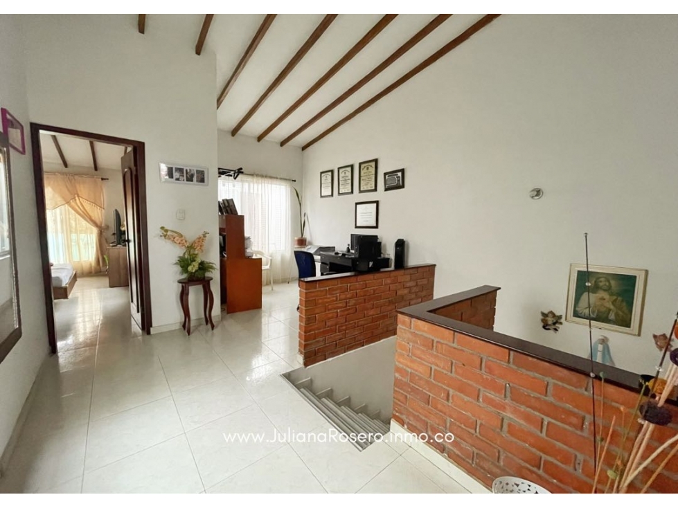 VENDO HERMOSA CASA EN VILLA DEL BOSQUE