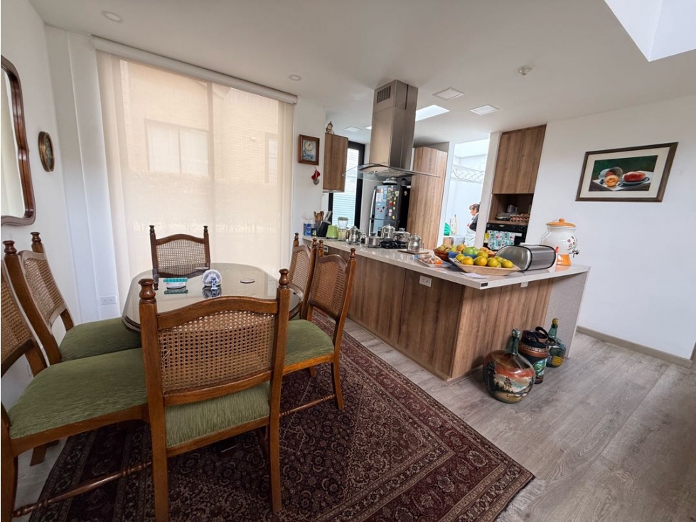 VENDO HERMOSA CASA ESQUINERA UN PISO — foto 2