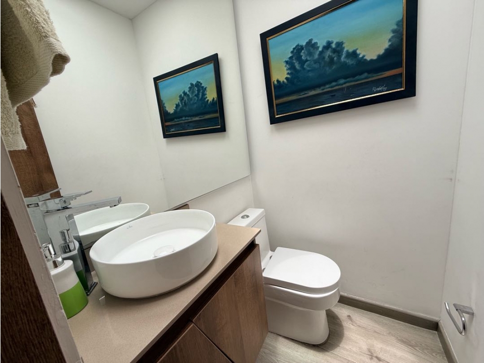 VENDO HERMOSA CASA ESQUINERA UN PISO — foto 5