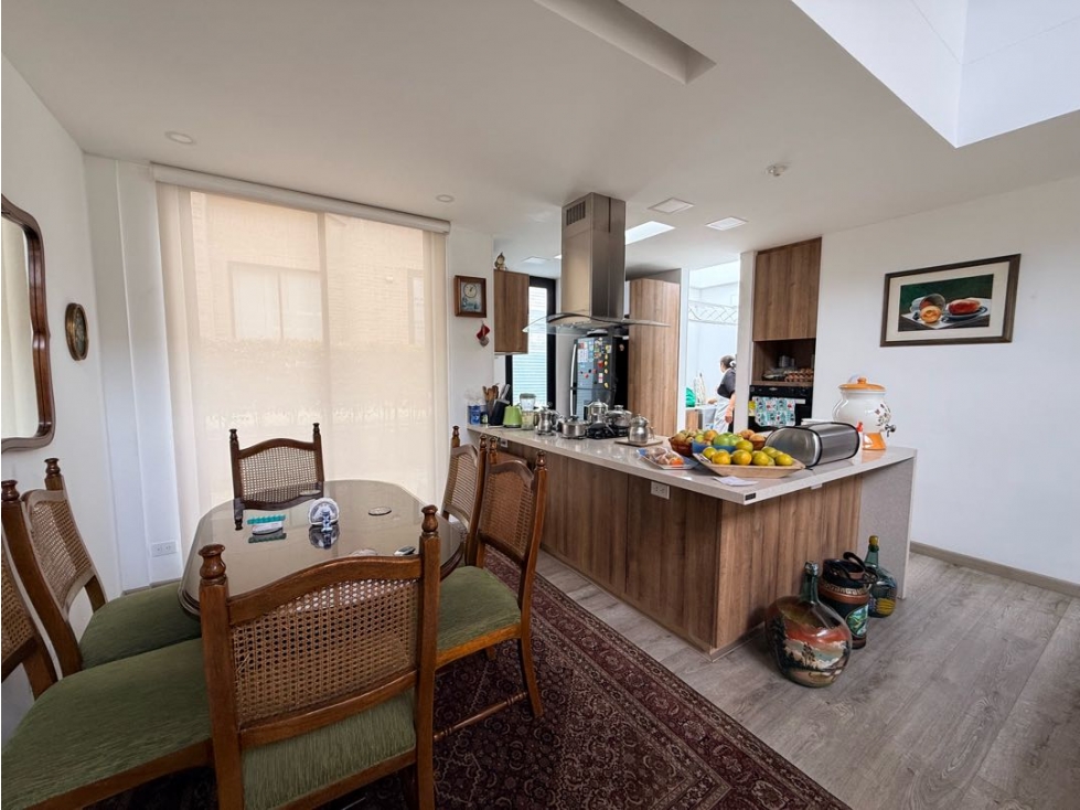 VENDO HERMOSA CASA ESQUINERA UN PISO — foto 6