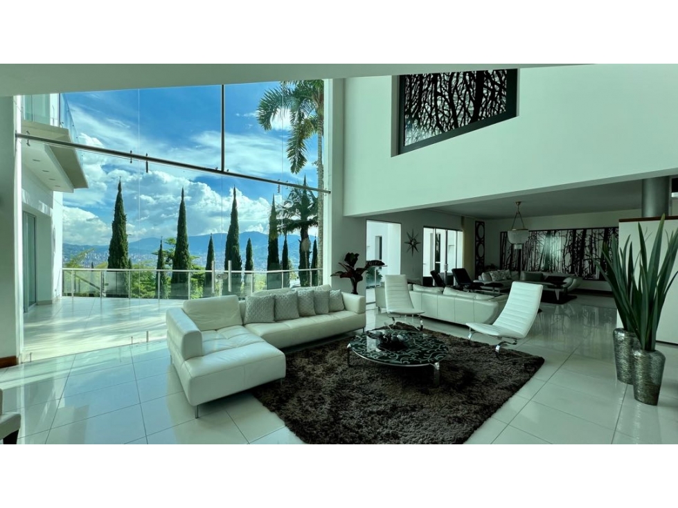 VENDO HERMOSA CASA / LAS PALMAS MEDELLIN /PISCINA Y VISTA A LA CIUDAD — foto 3