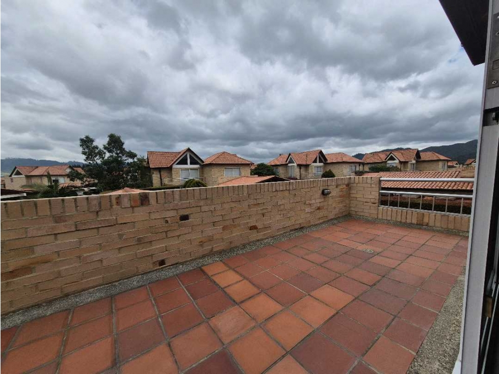 VENDO HERMOSA CASA MODERNA MALLORCA CAJICA 300M2 3 HABITACIONES — foto 3