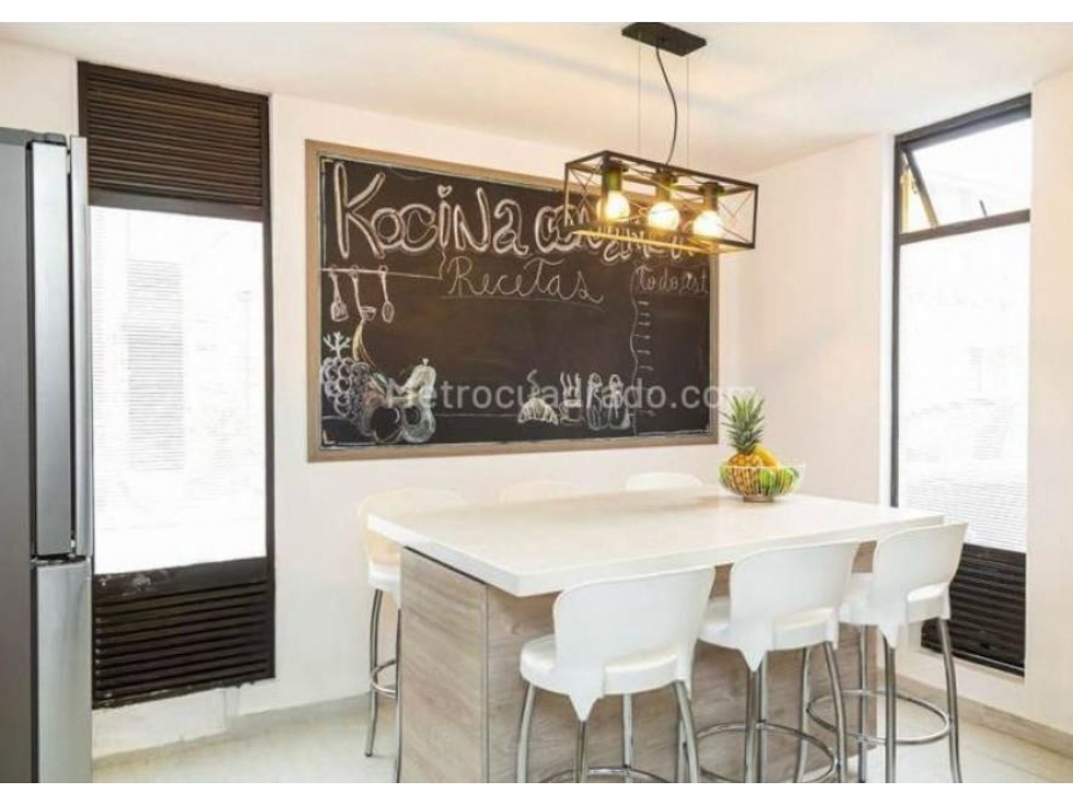 VENDO HERMOSA CASA REMODELADA — foto 5