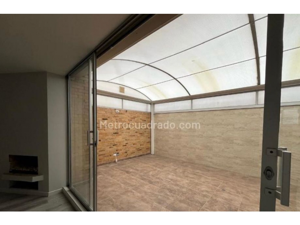 VENDO HERMOSA CASA REMODELADA NEGOCIABLE — foto 6