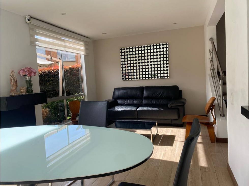 VENDO HERMOSA CASA REMODELADA CAJICA — foto 3