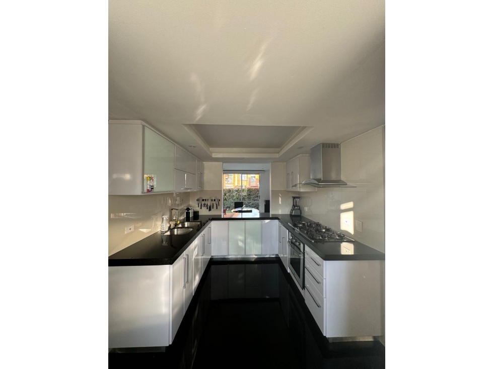 VENDO HERMOSA CASA REMODELADA CAJICA — foto 5